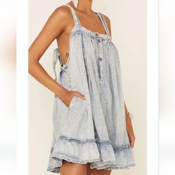 NWT Free People Women's Denim Overall Dress Oversized Size Extra Small Denim - Picture 1 of 16